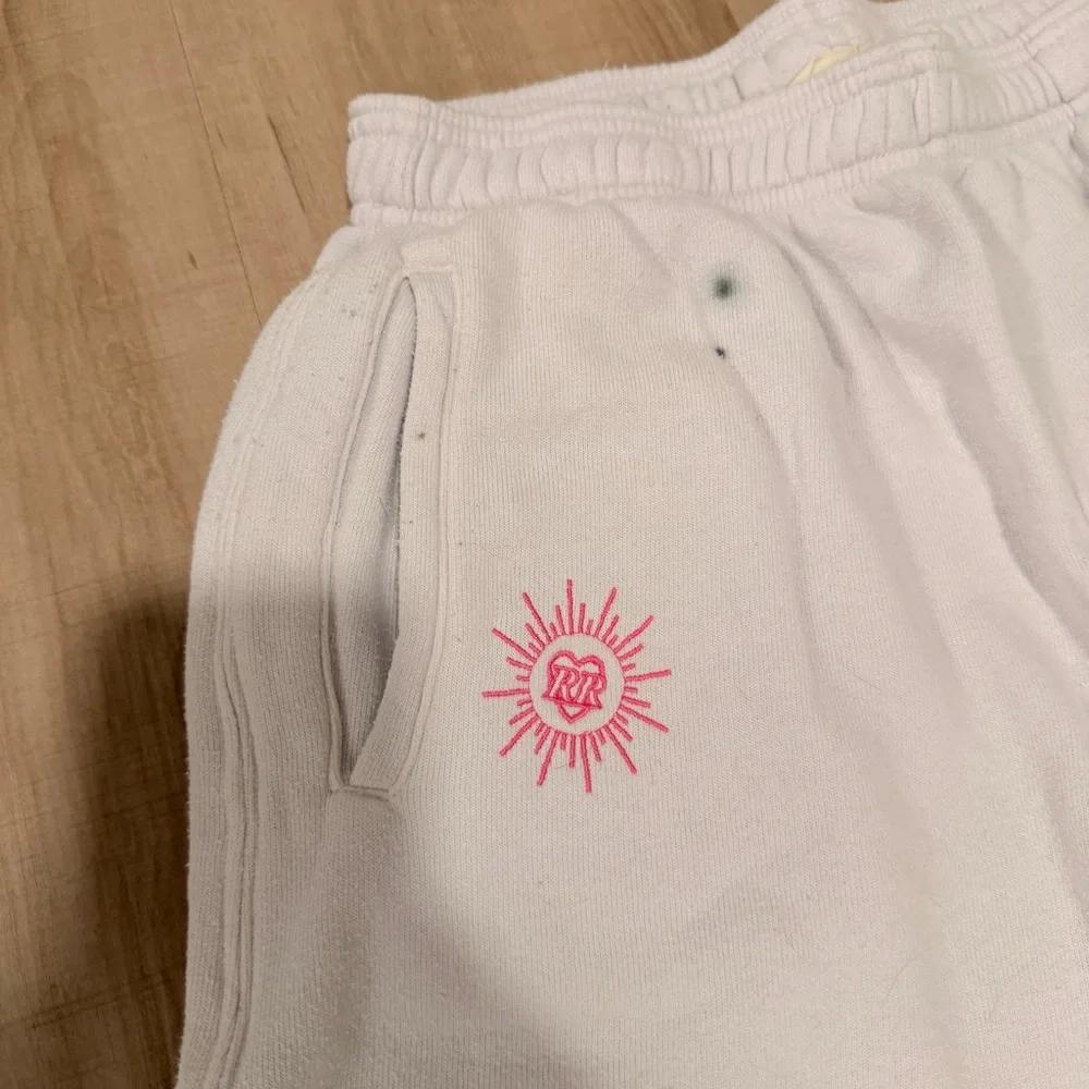 Roller Rabbit Sweatset - Picture 9 of 10